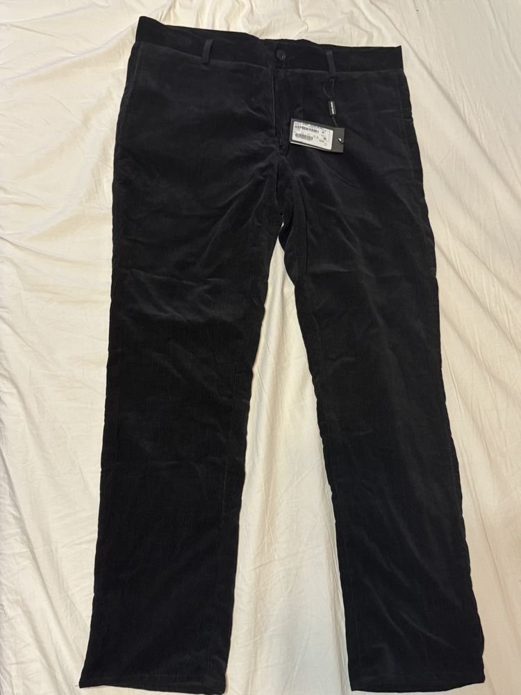 Vand blugi-raiat Giorgio Armani, originali, pt barbati, noi, mar 50