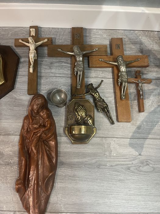 Lot crucifixuri și icoane vintage – lemn & metal – colecție religioasa