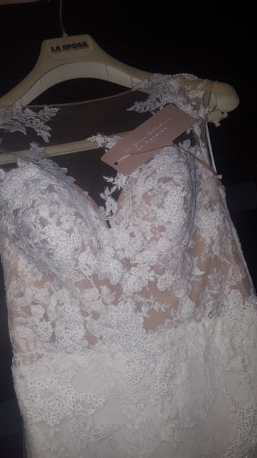 Vând Rochie de mireasa St Patrick, colectia La Sposa, model sirenă