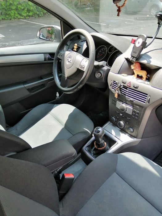 Opel Astra H 1.6 benzina si GPL