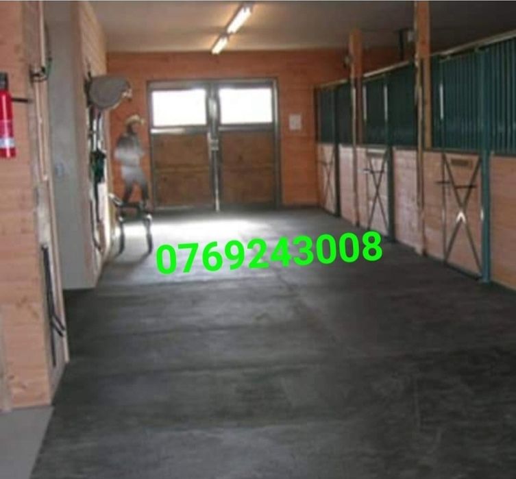 Vand banda de cauciuc