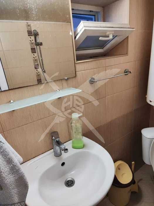 Триетажна къща в село Руен! 71701