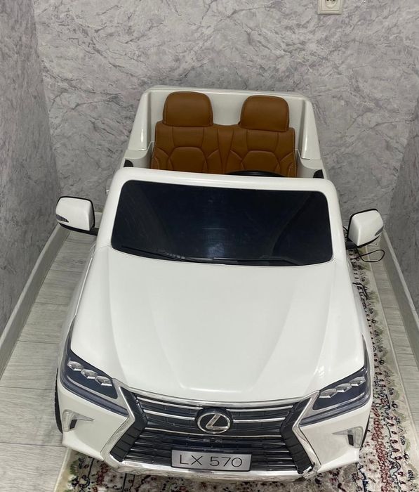 Продам электромобиль детский Lexus