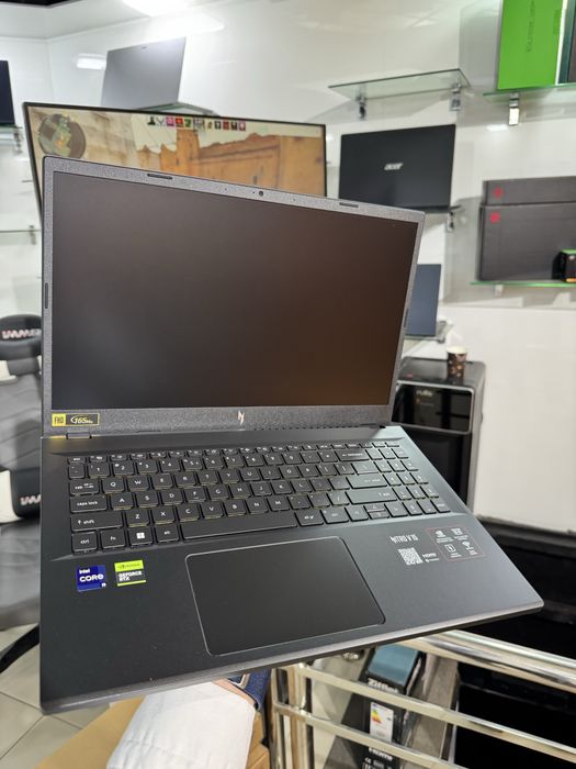 Acer notebook igravoy