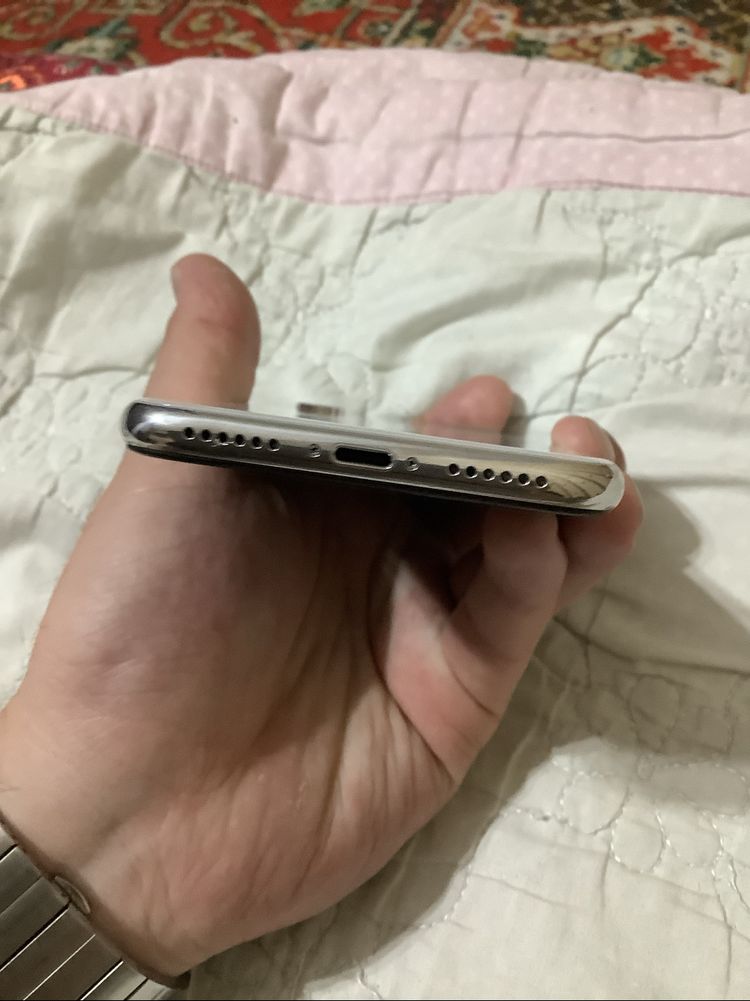 iPhone x  256gb ligi