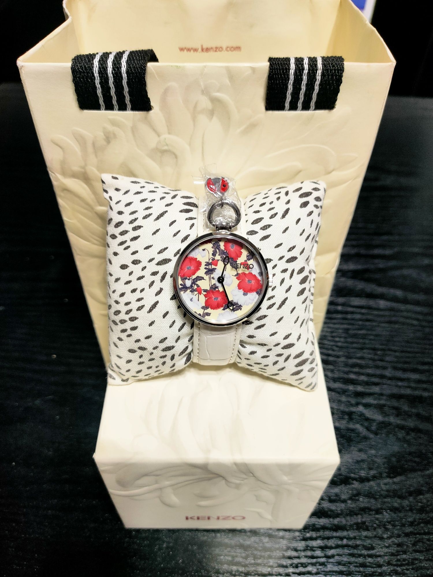 Ceas dama Kenzo Colectie Primavara