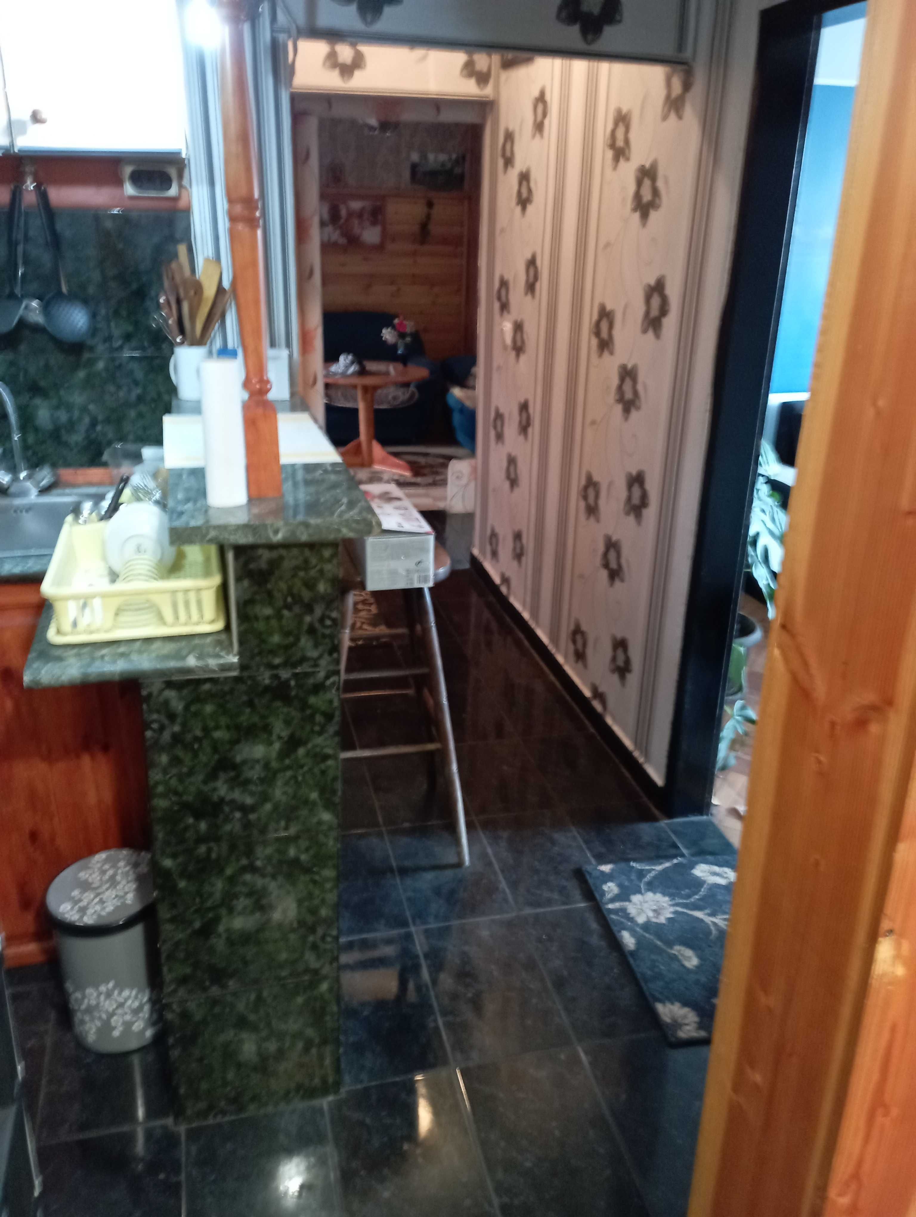 Продавам апартамент в гр Своге
