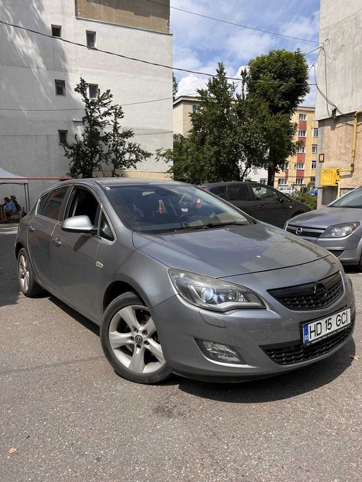Opel Astra J 2010 Diesel