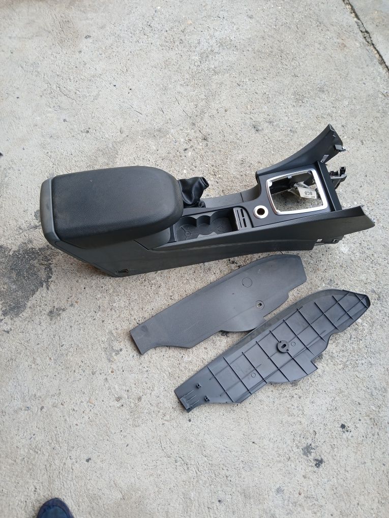 Cotiera ford focus 2 facelift 2005-2011