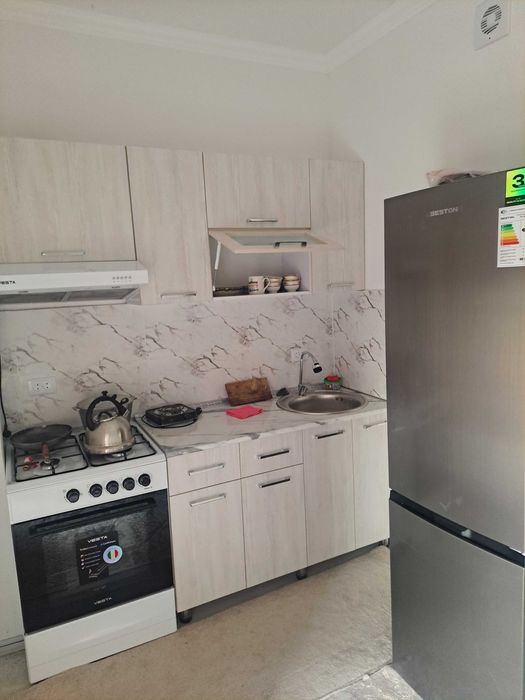 O'g'il bolalarga ijara. 1 xonali uy ikki kishiga