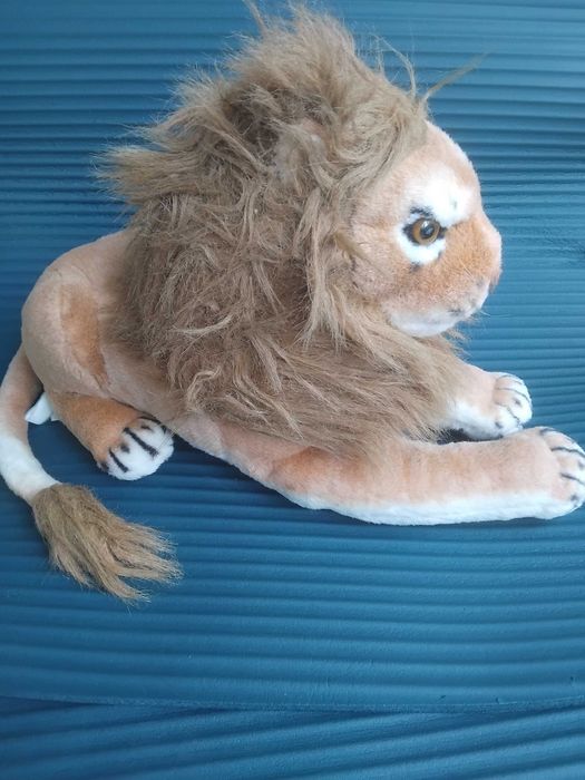 Плюшена Играчка  Лъв