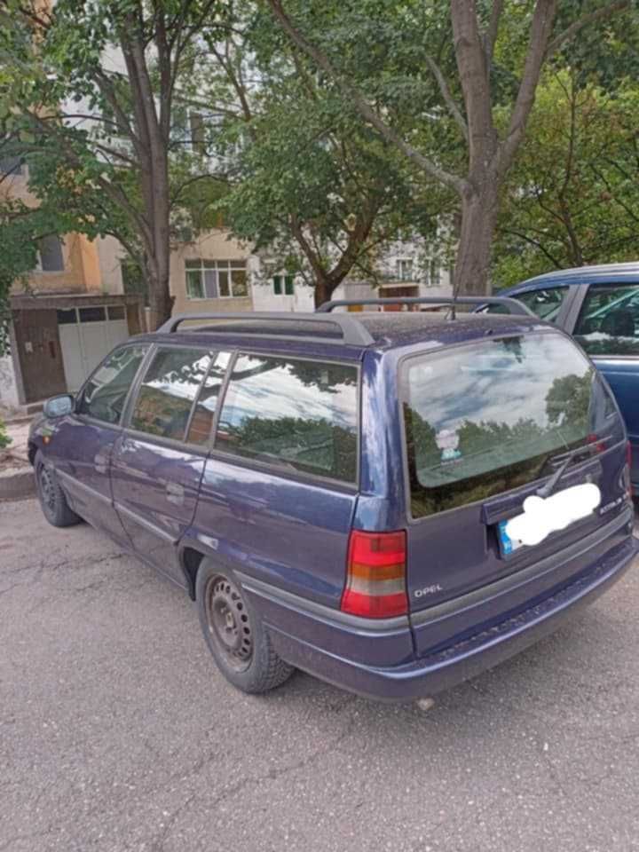 Опел Астра комби