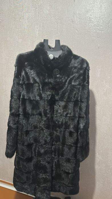 Продам шубу норковую