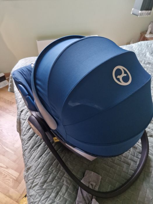 Стол за кола Cybex Cloud Z i-Size