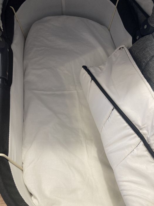 Carucior 3 in 1 + genata + huse de iarna