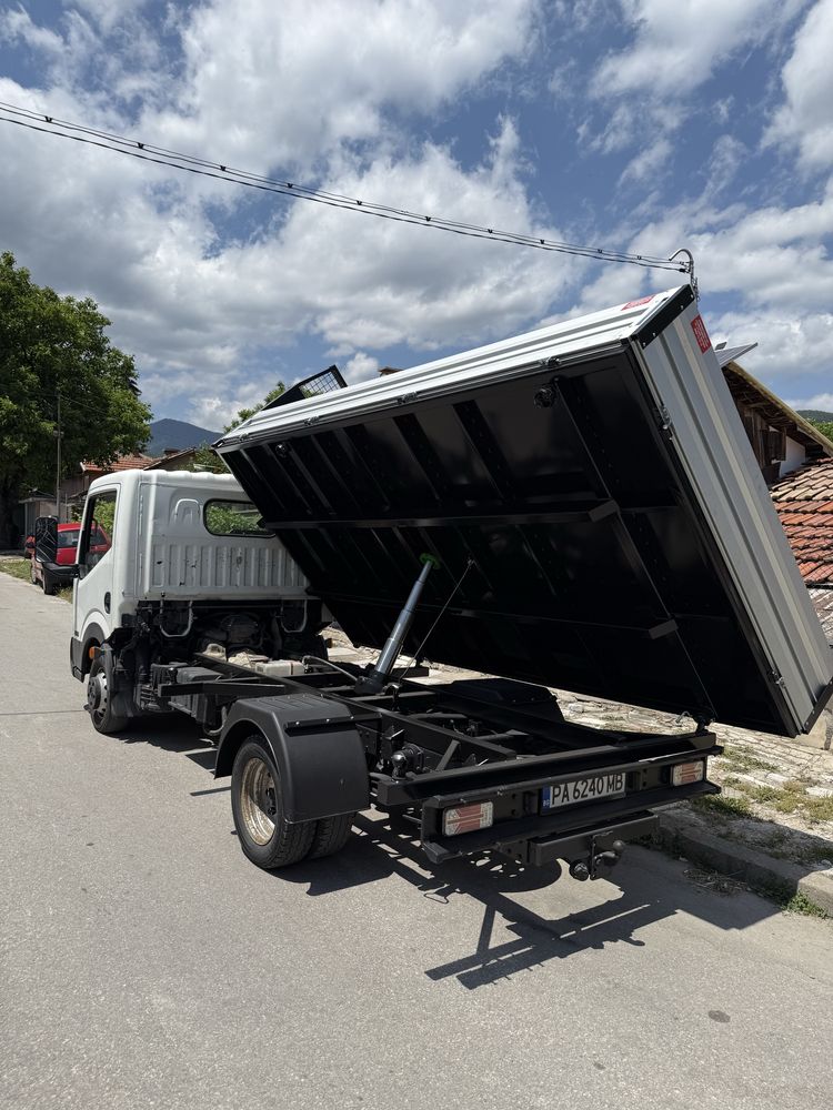 Nissan Cabstar 2008
