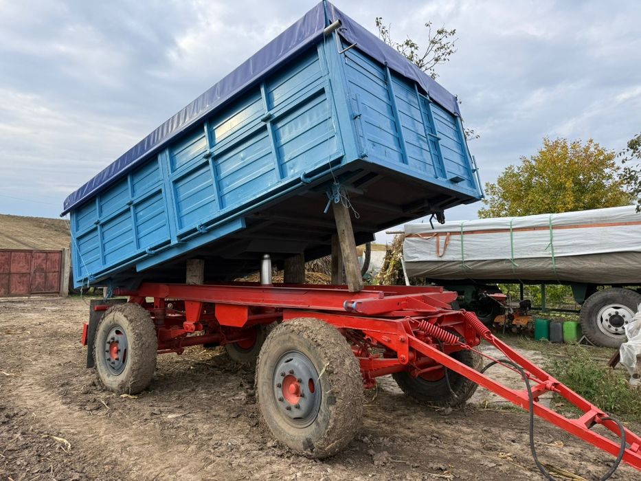 Remorca Basculabila 3 Părți 10 tone ( 7,5 8 12 tone ) inoecabila