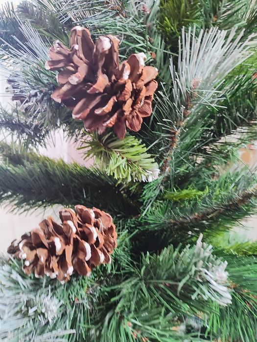 Продам Ёлку искусственную