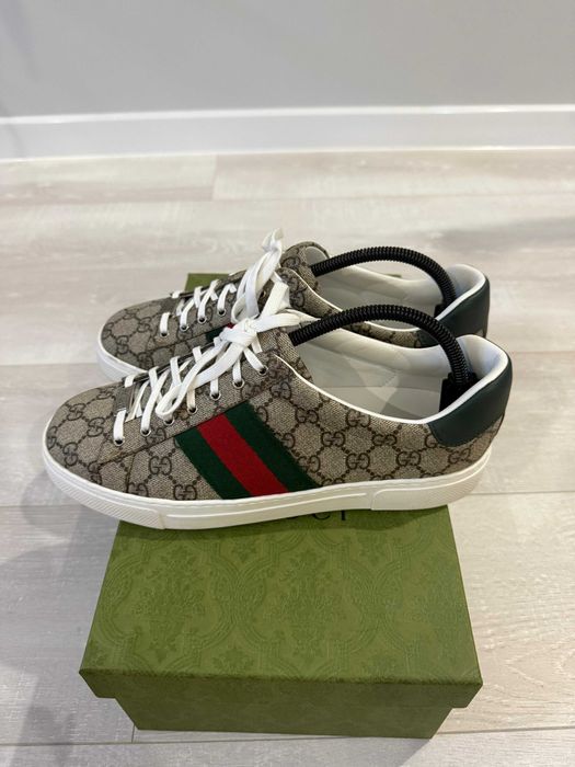 Adidasi Gucci 42