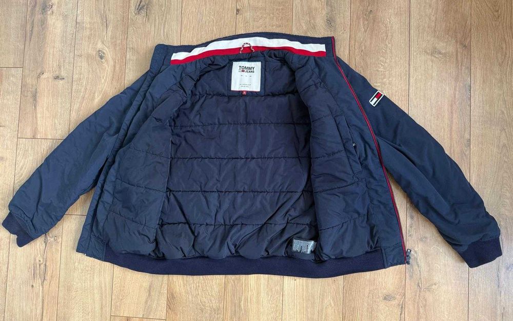 Tommy Jeans S barbati geaca toamna