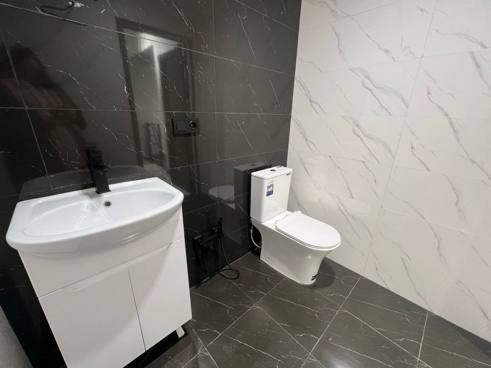 open space с евроремонтом общ пл 75 м² + 140 м² подвал