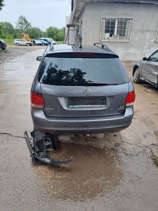 Dezmembrez Golf 6 break cod motor CAYC