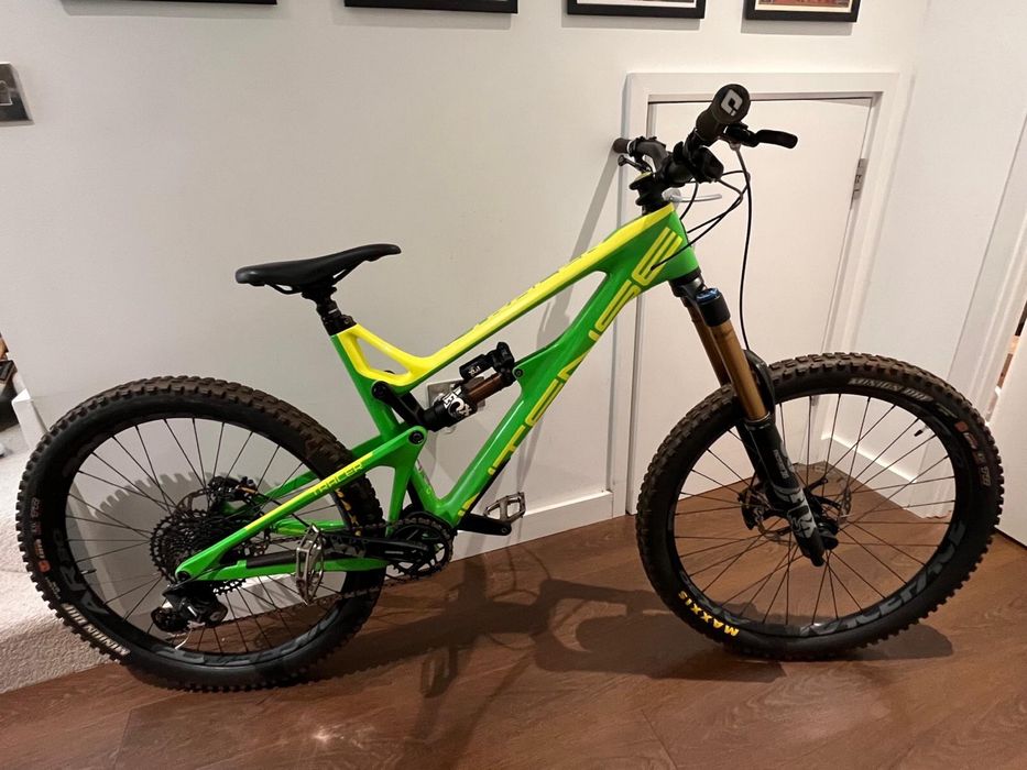 Vand Intense Tracer 2020