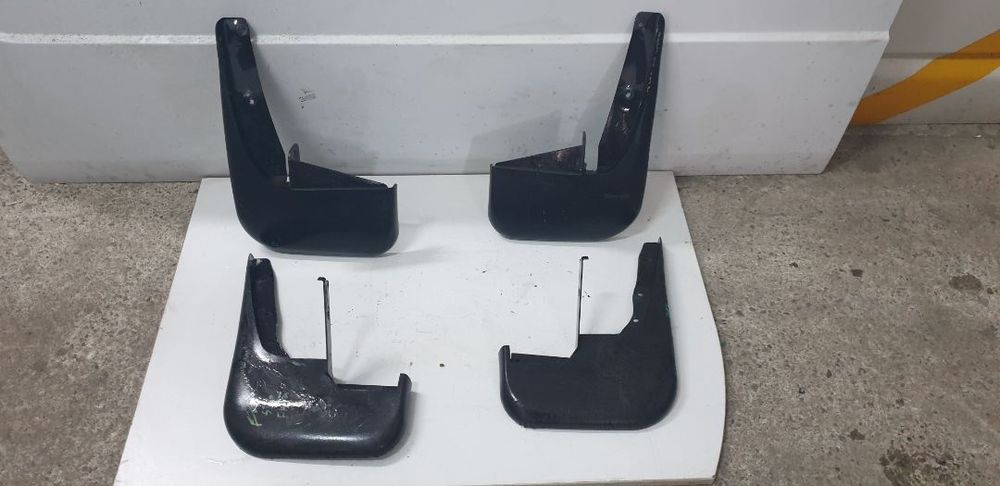 Aparatoare noroi pentru Ford Transit Euro 4 (2006-2010) an fabricatie