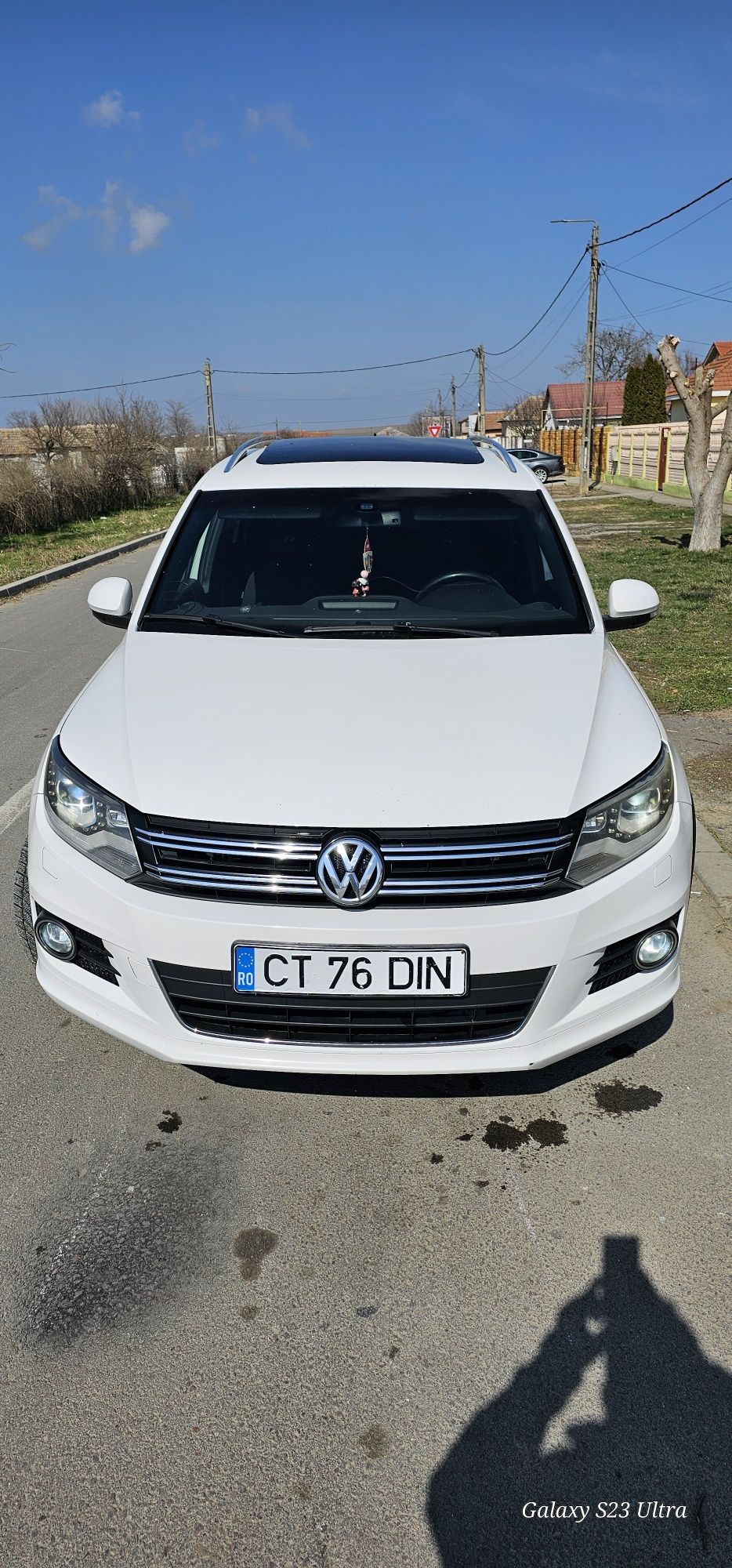 Vând Volkswagen tiguan 2013