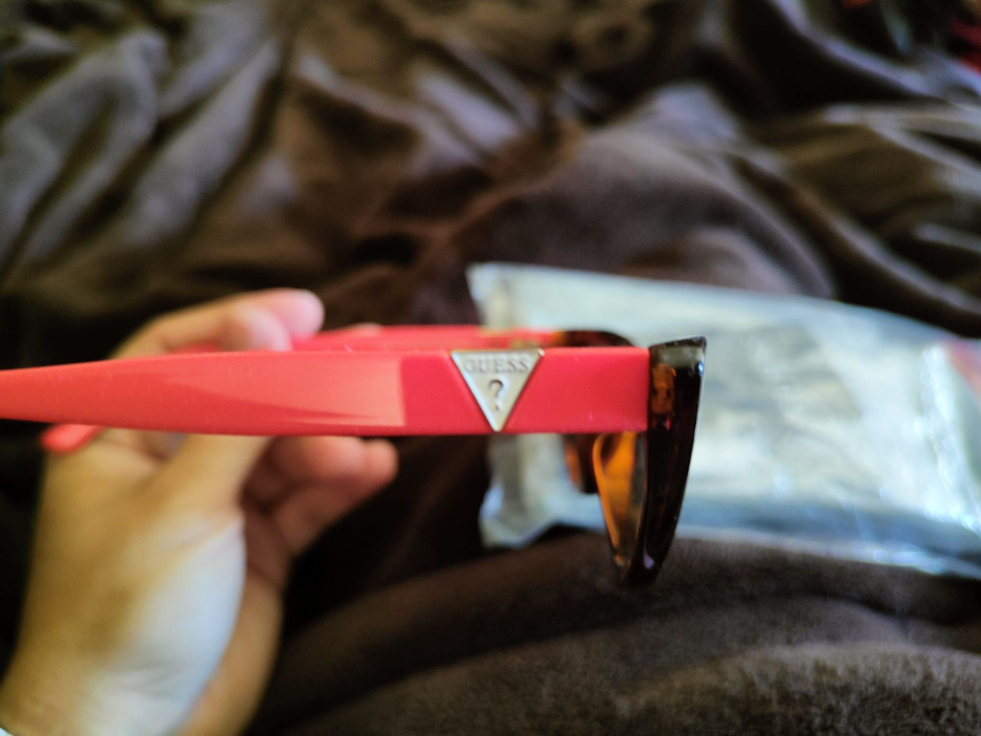 Guess cat eye детски слънчеви очила