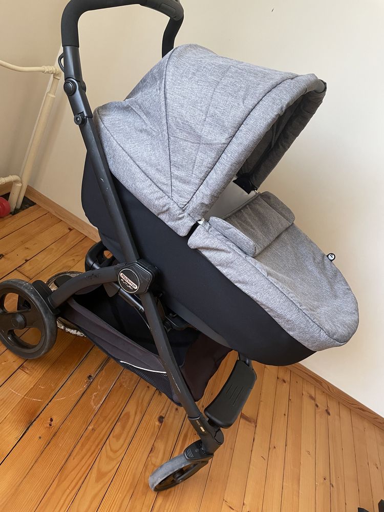 Бебешка количка Peg perego