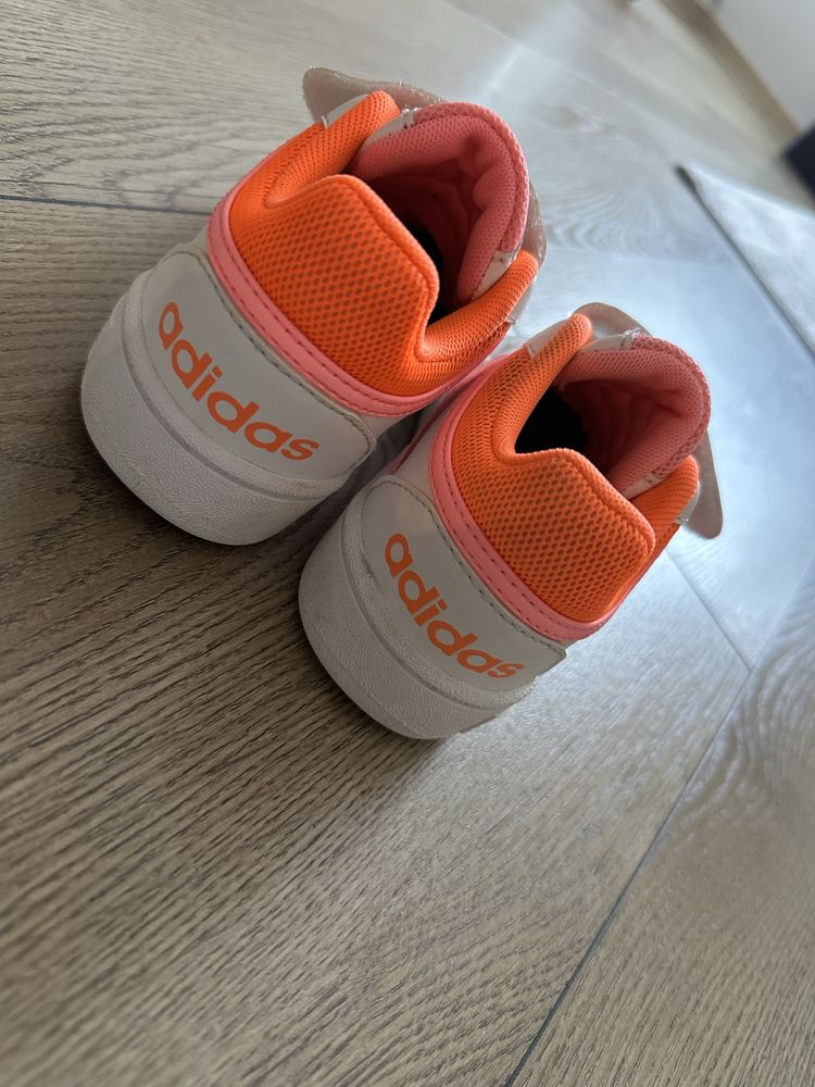 Детски маратонки adidas