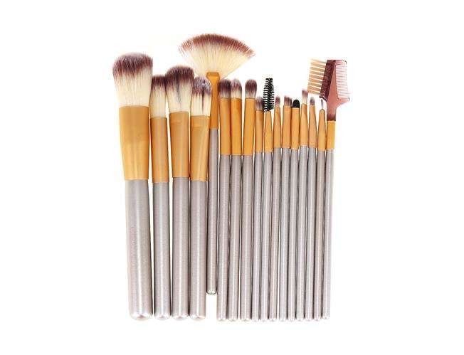 Четки за грим 18 броя