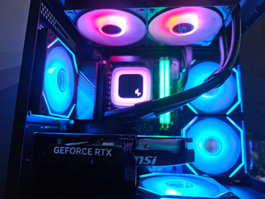 Компютър - /AM5 B650/Ryzen 7 7700/RTX 5070/32GB DDR5/1TB nVme/850W/