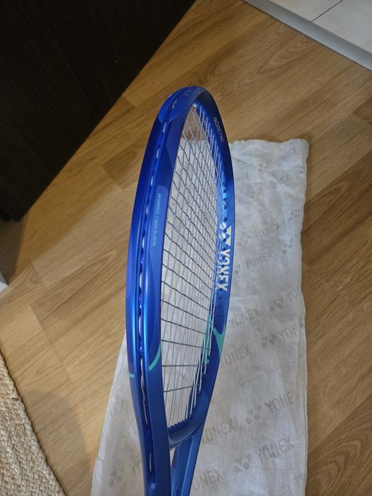 2025 Yonex EZONE 100 L Stare excelenta Maner 2