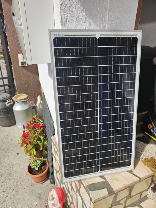 Nexon panou solar+regulator tensiune