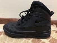 Дамски зимни кецове Nike