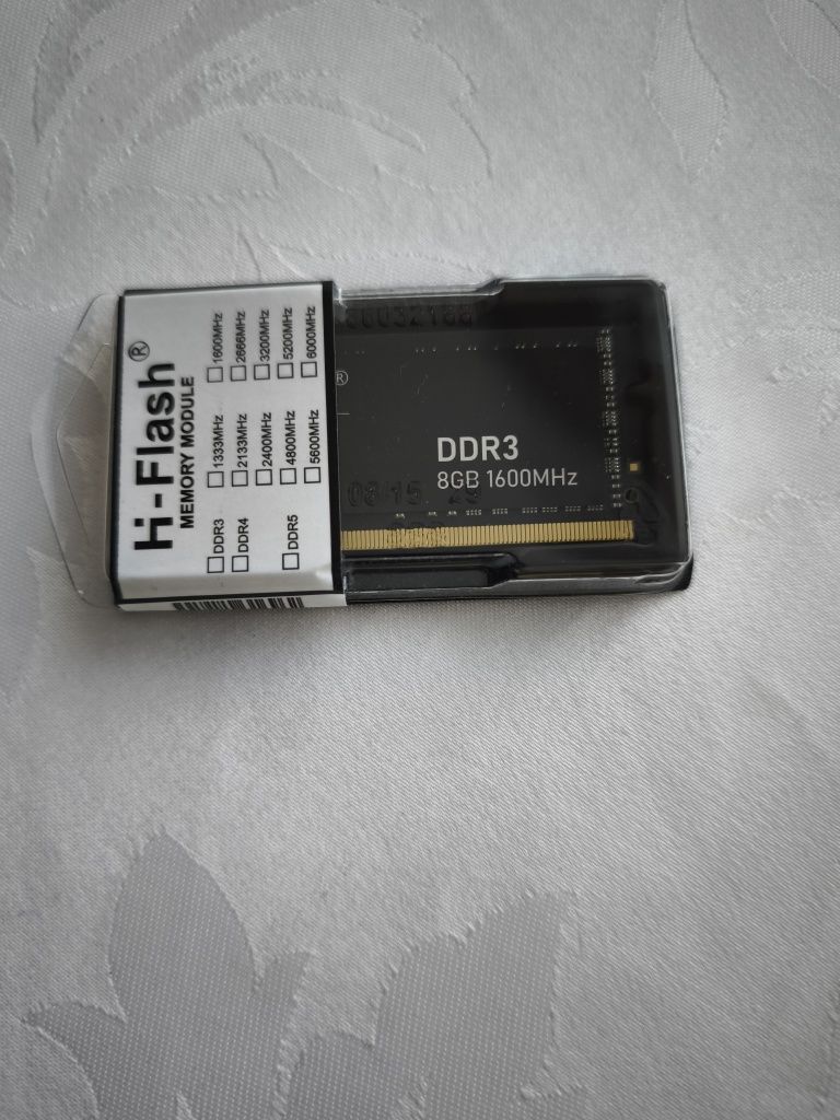 Нови DDR3 8GB 1600MHz Рам памет.