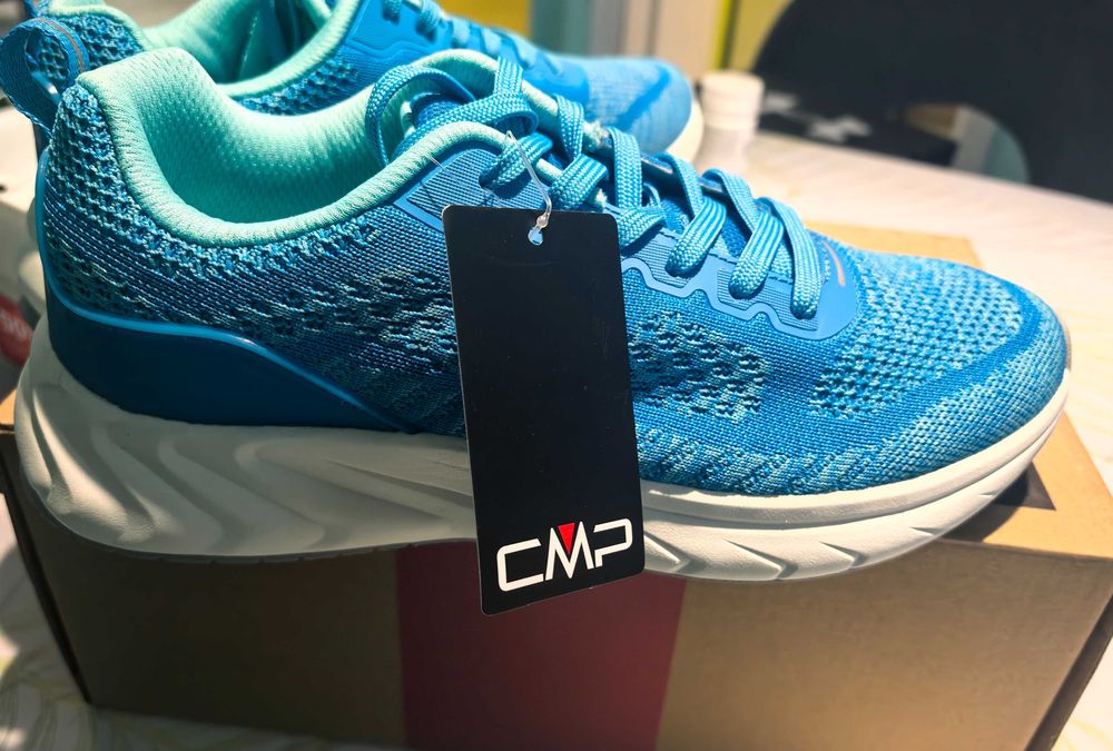 Чисто нови Маратонки CMP