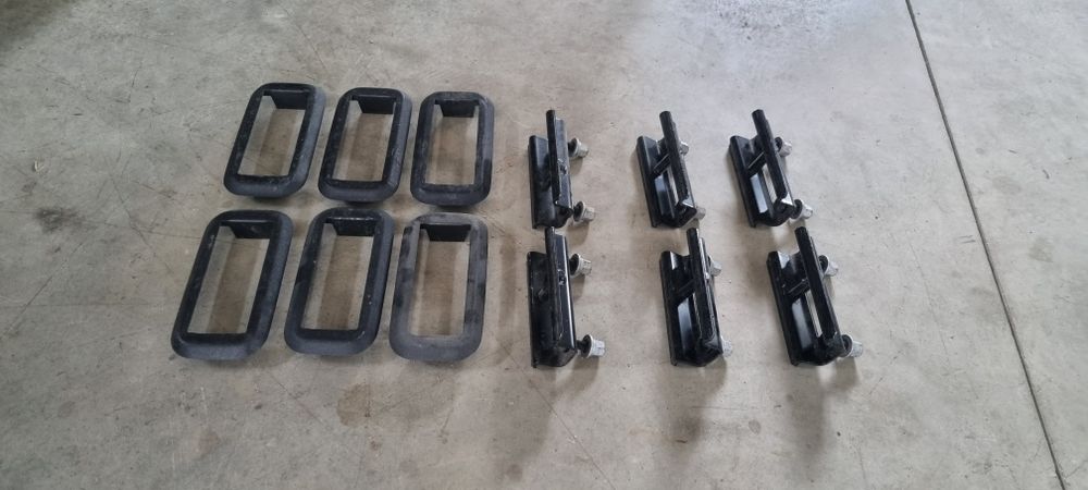 Suporti /  prinderi Scaune Banchete T5 T6