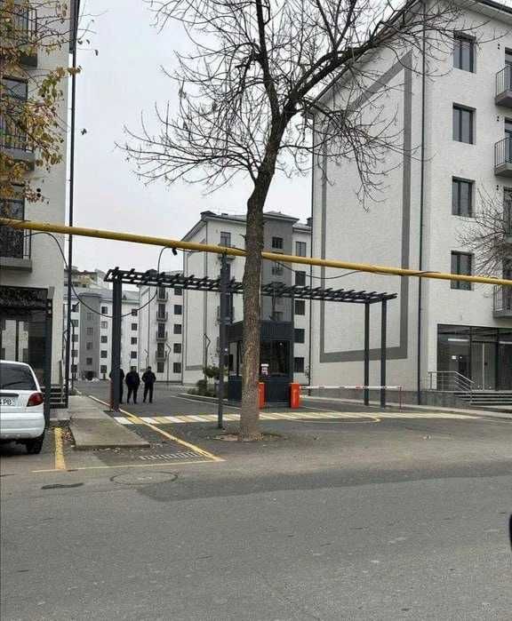 ;Яшнабад‼️Новостройка 2к квартира 42м2 кирпич  Баку  метро все рядом