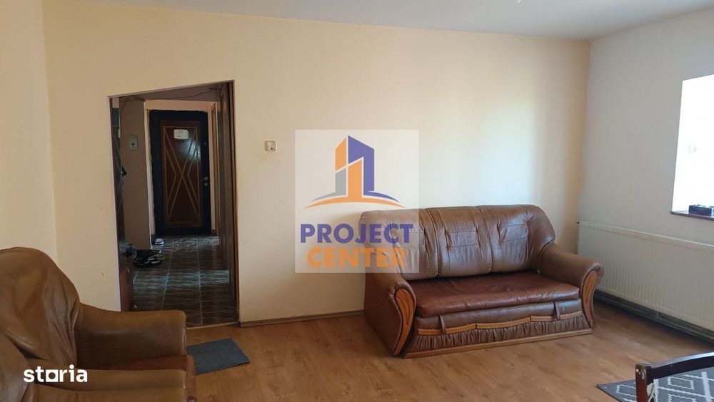 Apartament 3 camere, Gavana 2, etajul 4, cu balcon