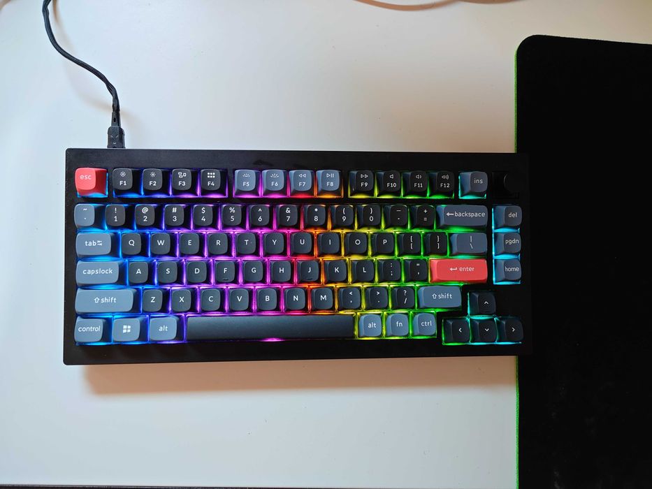 Геймърска Механична Клавиатура Keychron V1 Hot-Swappable, Blue Switch