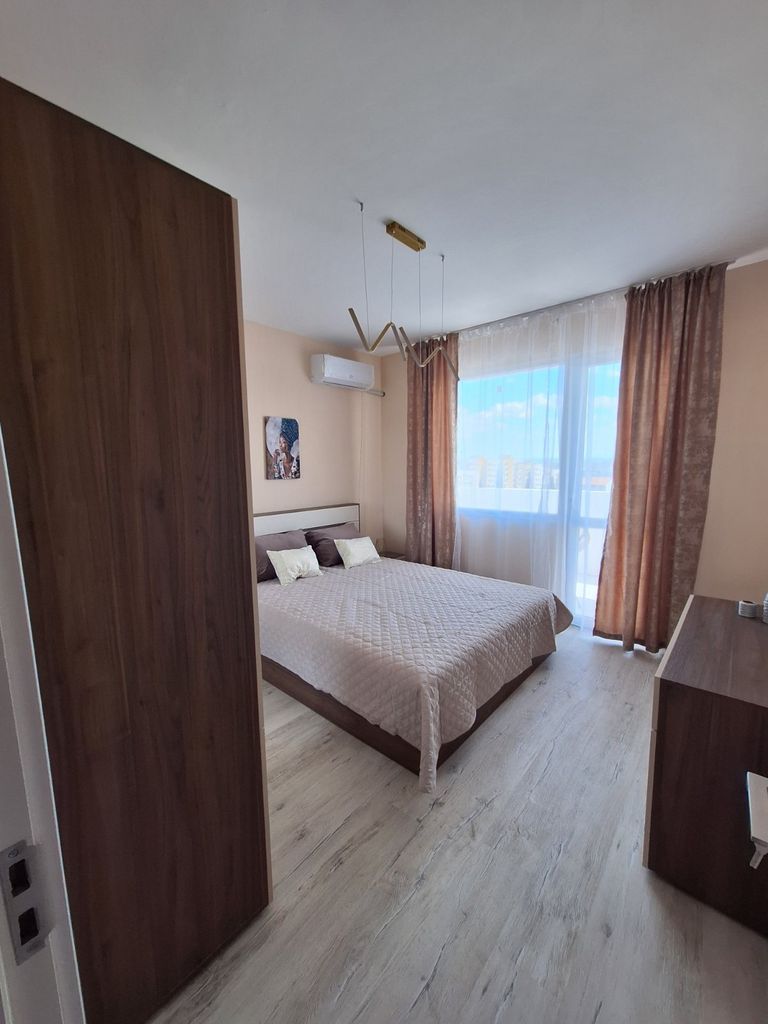 Продава се Четиристаен апартамент в Стара Загора, Казански - изток - 85 кв.м за 1377 €/кв.м - Снимка #7