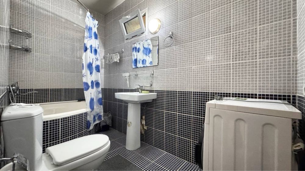 Аренда Ц4 Алайски 2 ком 2 этаж 4 этажка все ест фото реално