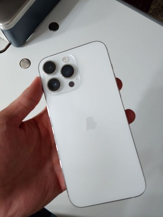 Iphone 14 pro max ideal holatda