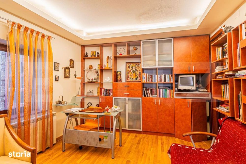 Apartament cu 3 camere si 3 bai in vila, zona Schei