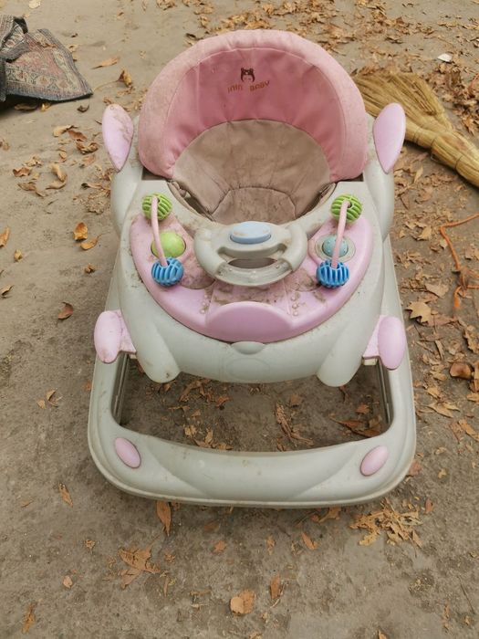 Ходунки детские с колёсиками