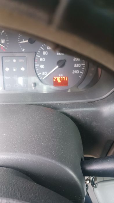 Продавам Renault Scenic