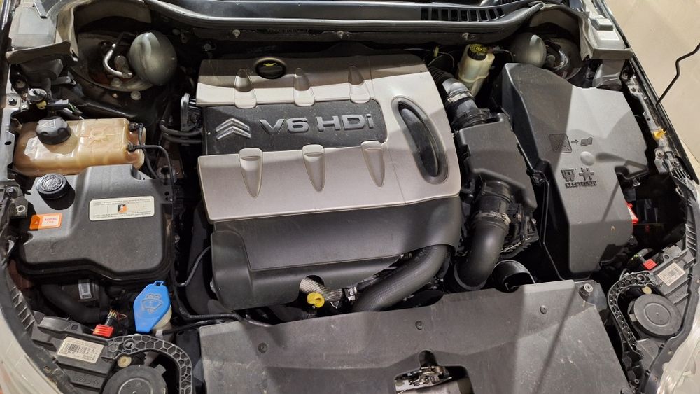 Citroen C5 x7 3.0 HDI V6 automat hydractive 3+